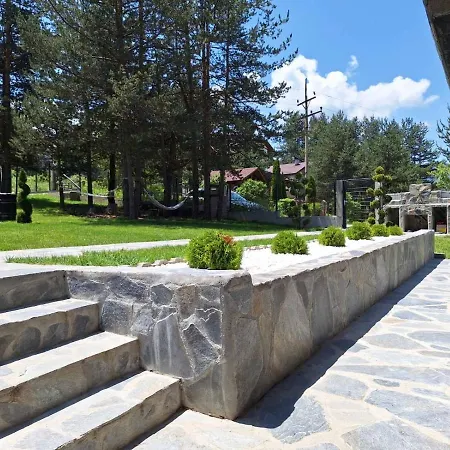 Bora Vista 1 * Tsigov Chark